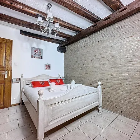 Apartmán Ninichou *